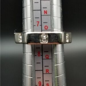 7.5 sterling silver crystal eternity ring unisex. R107